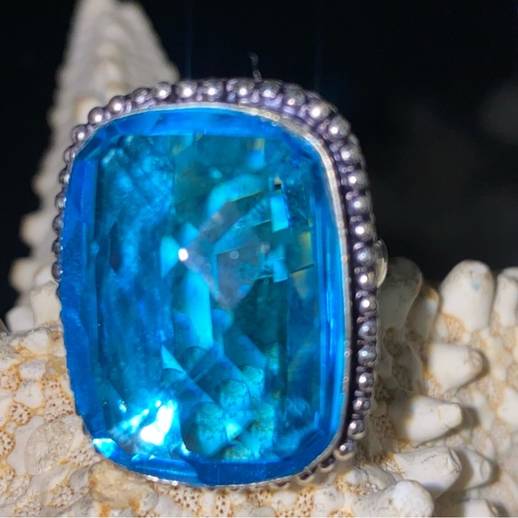 Blue Topaz cabochon vintage facet cut ring